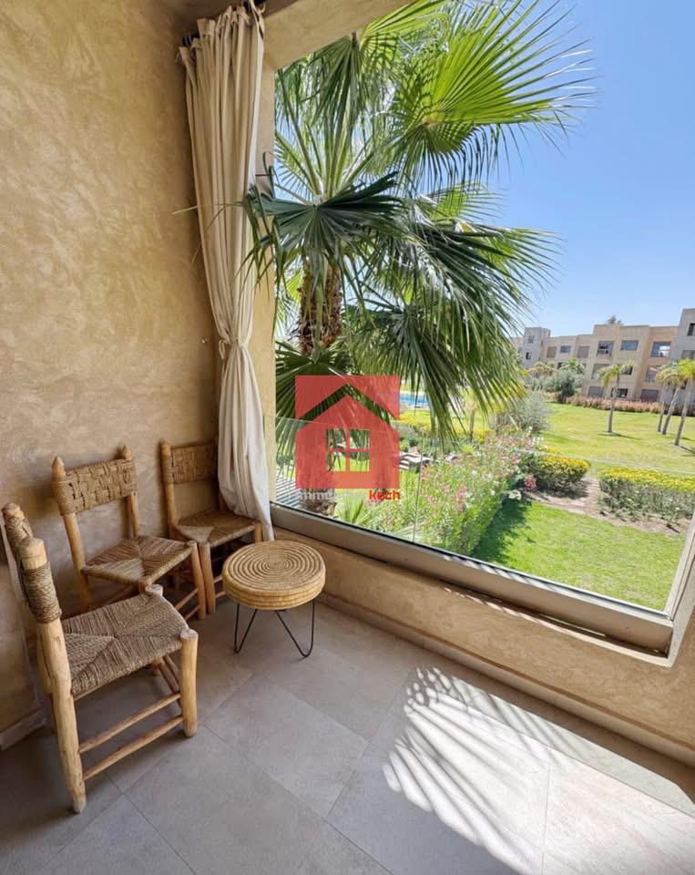 شقة راقية بالبالكون والمسبح للكراء الشهري – شارع محمد السادس، مراكش