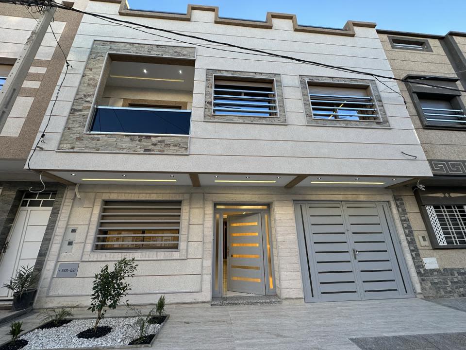 Maison a vendre en Ouajda
