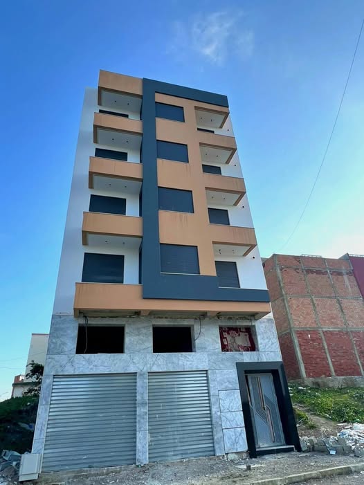 شقة في موقع استراتيجي – مغوغة، طنجة