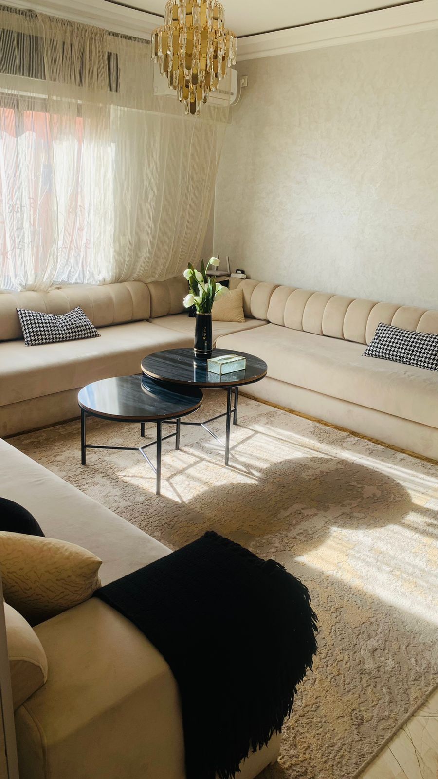 شقة للبيع بالفراش ديالها في أزلي الجنوبي طابق تاني مصلوحة 