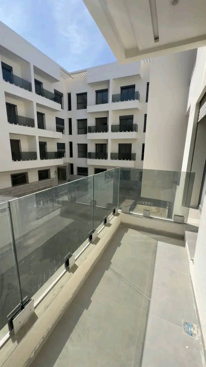 شقق محفظة للبيع بمدينة مارتيل الساحلية قرب البحر