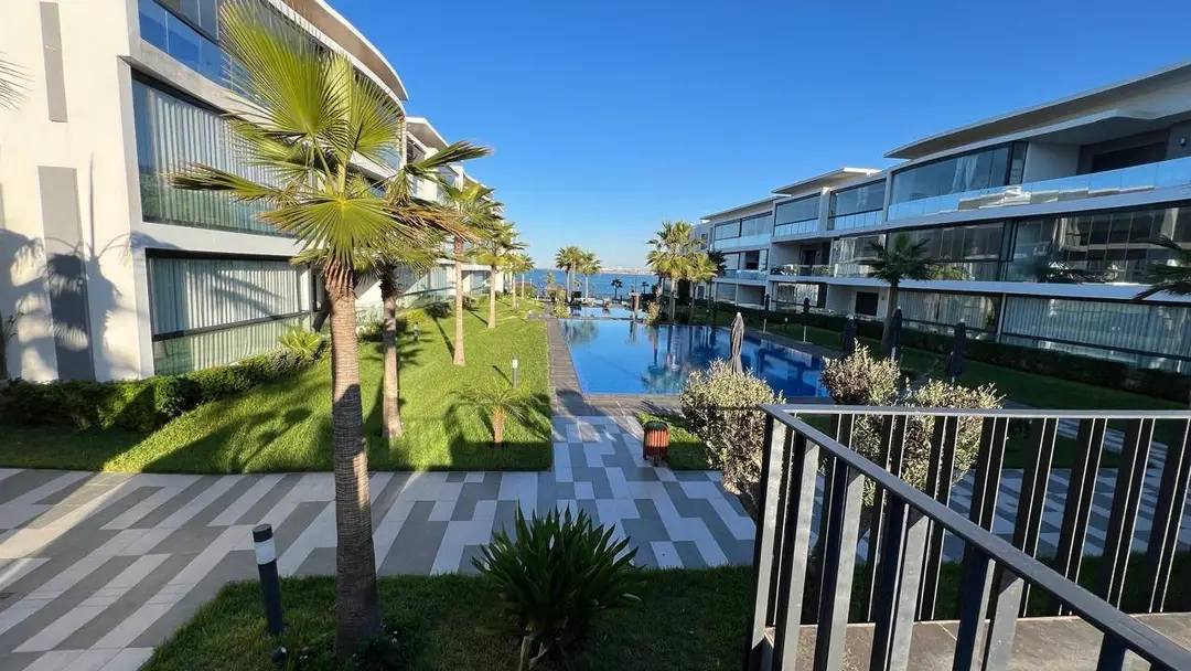 LUXE & ÉLÉGANCE EN FRONT DE MER – DAR BOUAZZA 
